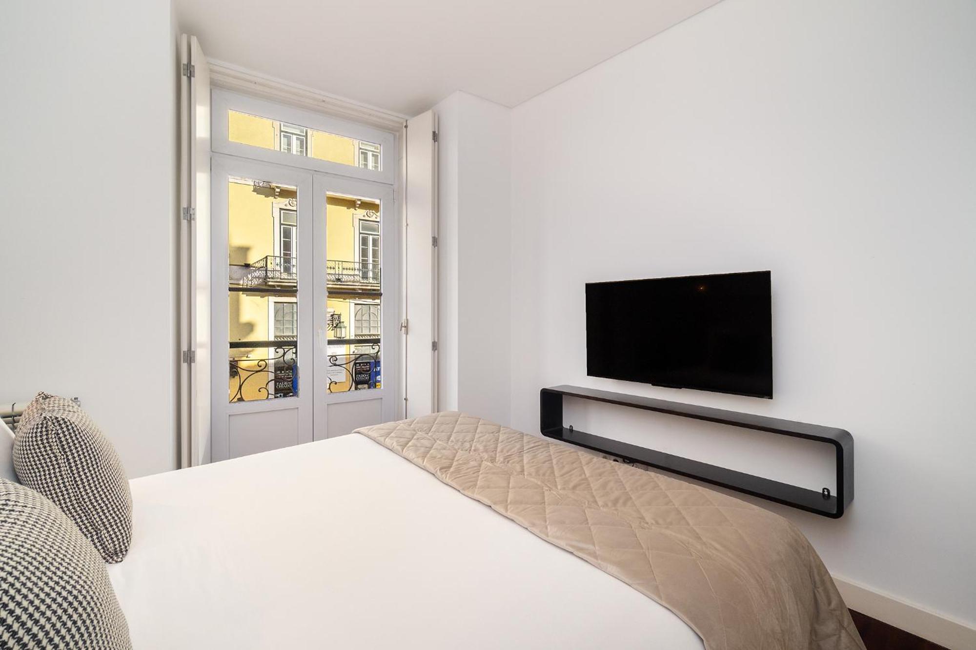 Whome Elegant Chiado Retreat Comfort In Lisbon's Heart Apartamento *